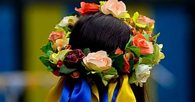 Ukraine refugee porn' raises risks for women fleeing the war ...