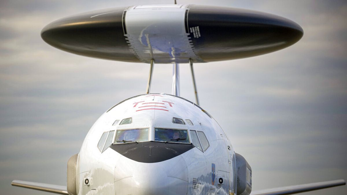 Avión de vigilancia AWACS de la OTAN
