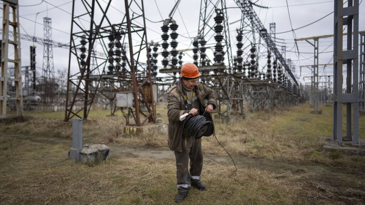 Kárelhárítás egy ukrajnai elektromos létesítményben