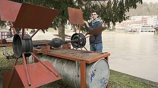 Selbstgebaute Mini-Wasserkraftwerke in der bosnischen Stadt Gorazde