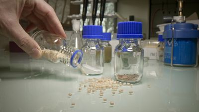 Come si produce la plastica con le microalghe?