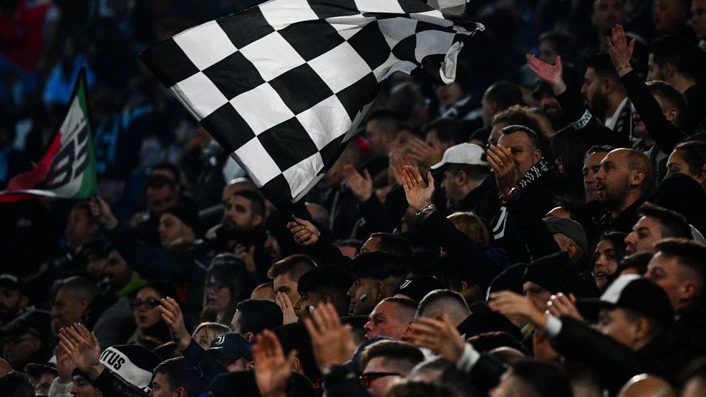 15 Punkte Strafabzug! Juve-Fans wittern "einen Trick" der UEFA