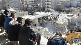 Halep'te çöken bina