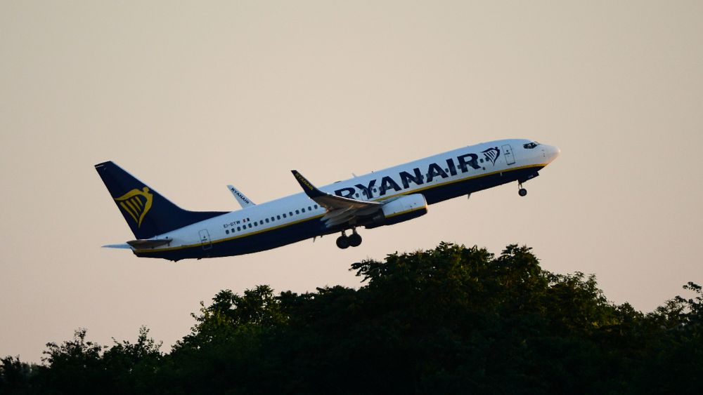 Bomb alert aboard Ryanair flying from Poland to Greece
