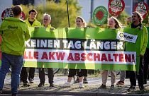 متظاهرون من جمعية "BUND" خلال مظاهرة ضد إستعمال الطاقة النووية، برلين، ألمانيا، سبتمبر/أيلول 2022