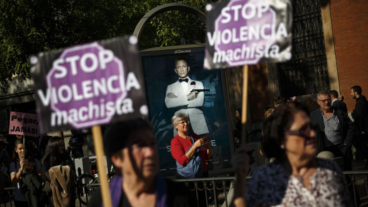 İspanya'da ocak ayının başından bu yana altı kadın ve bir çocuk aile içi şiddet sonucu öldürüldü