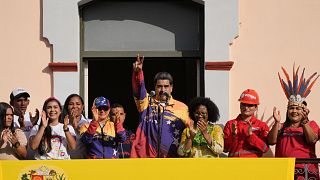 الرئيس الفنزويلي نيكولاس مادورو، عقب خطابه من شرفة الشعب في قصر ميرافلوريس الرئاسي، في كاراكاس، فنزويلا، يوم الاثنين 23 يناير/كانون الثاني 2023