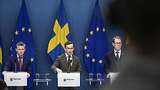 İsveç Başbakanı Kristersson, Dışişleri Bakanı Tobias Billström ve Savunma Bakanı Pal Jonson, Stockholm'de ortak basın toplantısı düzenledi.