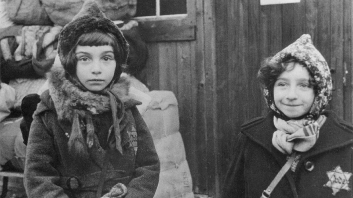 Two unidentified Jewish girls awaiting deportation in Munich on Nov. 11, 1942.
