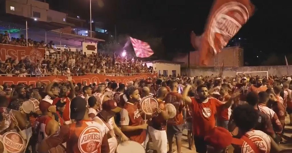 Samba schools rehearse in the streets of Rio de Janeiro | Africanews