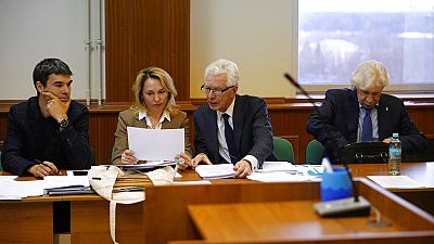 Membros do Moscow Helsinki Group em tribunal