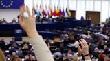 O planário do Parlamento Europeu vai votar em breve o levantamento de imunidade de dois eurodeputados 