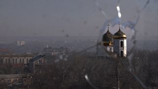 Cette photographie prise le 26 janvier 2023 montre une église à Bakhmut, dans la région de Donetsk, au milieu de l'invasion russe de l'Ukraine.