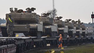 Archív fotó: Abrams tankok érkeznek Vilniusba