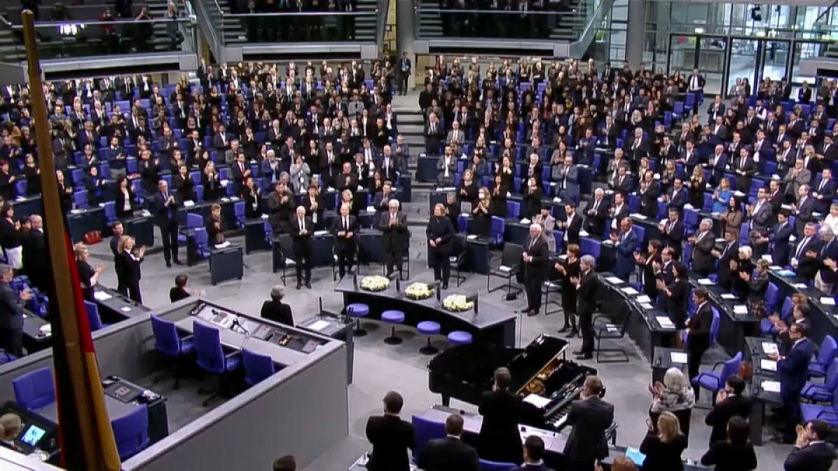 Cerimónia anual em homenagem às vítimas da perseguição nazi no Parlamento Alemão