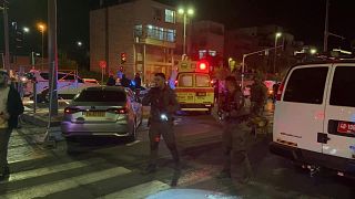 Полиция работает на месте теракта в Иерусалиме