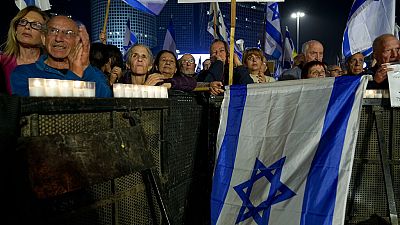 Manifestantes israelitas protestam contra a reforma do sistema judicial em Telavive, Israel
