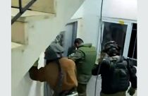 پلیس اسرائیل مشغول پلمپ خانه یکی از مهاجمان حلمه روز گذشته در بیت‌المقدس است 
