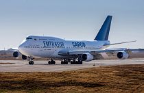 طائرة بوينغ 747، أول طائرة "جامبو جيت" تستعد لتوديع الأجواء.