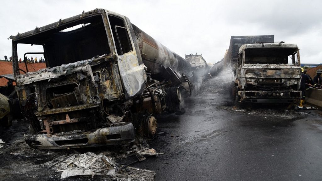 20 people dead after trucks crash into commuters in Nigeria's south ...