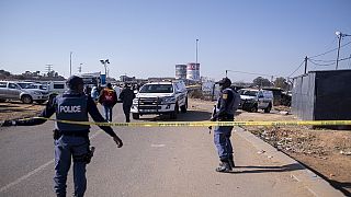 Manhunt underway in South Africa 