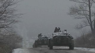 دبابات تتجه نحو مدينة باخموت الأوكرانية