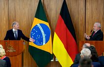 Le chancelier allemand Olaf Scholz et le président brésilien Luiz Inacio Lula da Silva au Palais Planalto, à Brasilia, au Brésil, lundi 30 janvier 2023.