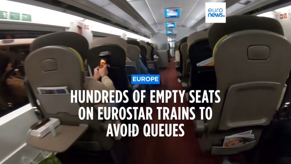 Eurostar leaves hundreds of seats empty to avoid passport queues