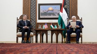 وزير الخارجية الأميركي أنتوني بلينكن ورئيس السلطة الفلسطينية محمود عباس 