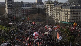 Демонстрация в Париже 31 января