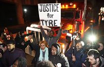 Tiltakozók a rendőri erőszak elleni tüntetésen, Memphisben
