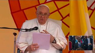 El Papa pidió en su discurso el fin de la explotación de África que calificó de "terrible"