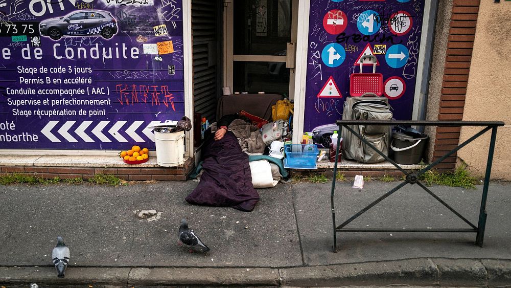 Homelessness and poor quality of living is on the rise in France
