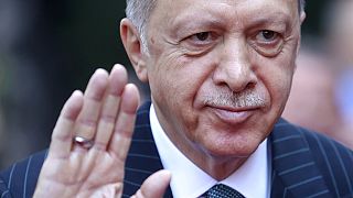 Der türkische Präsident hat das Datum für die vorgezogenen Präsidentschafts- und Parlamentswahlen bekannt gegeben