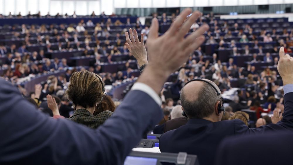 MEPs launch hotline to tip off ‘shady lobbying’ in EU institutions