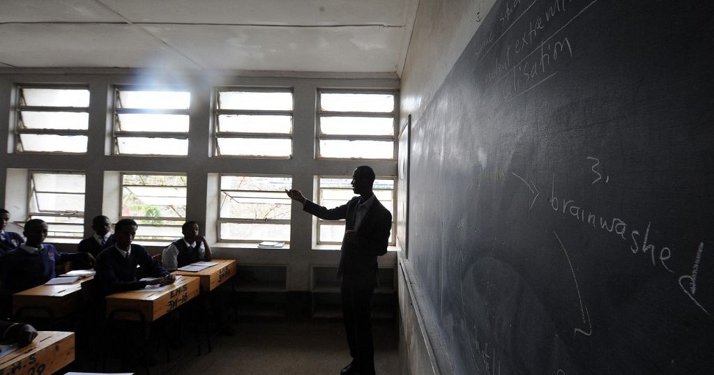 Student Force To Teacher Xnxx - Kenya: Six teachers arrested for forcing students to simulate sex |  Africanews