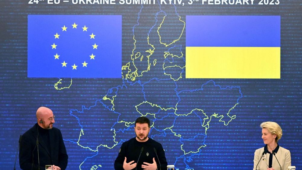 Ukraine's president vows to fight 'for as long as we can' for strategic city Bakhmut