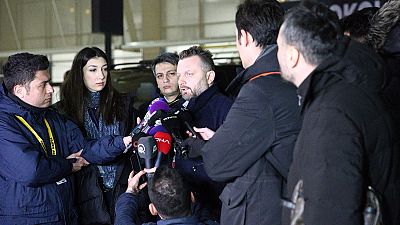 Fenerbahçe Yönetim Kurulu Üyesi Selahattin Baki, Adana Demirspor-Fenerbahçe maçı sonrası basın mensuplarına açıklama yaptı.