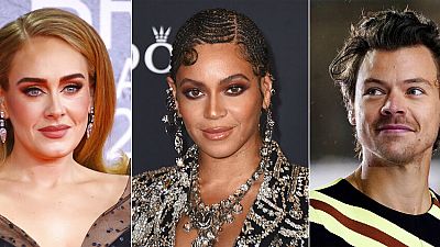 Soldan Adele, Beyonce ve Harry Styles