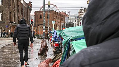 Menekültek sátoroznak Brüsszel belvárosában