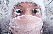 أنستاسيا غروزديفا تلتقط صورة سيلفي مع انخفاض درجة الحرارة إلى حوالي -50 درجة مئوية في ياكوتسك في روسيا 2018