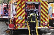 ARQUIVO - Bombeiros Sapadores de Lisboa impediram que o incêndio alastrasse ao resto do edifício
