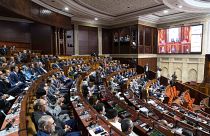 نواب البرلمان المغربي خلال جلسة للتنديد بقرار البرلمان الأوروبي بعد قرار صدر مؤخرا ينتقد حرية الصحافة في المغرب