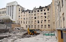 Здание главного корпуса Харьковского национального университета городского хозяйства после российского ракетного удара, 5 февраля 2023 года.