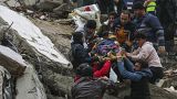 Schweres Erdbeben erschüttert die Türkei und Syrien