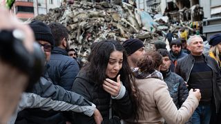 Deprem sonrası Adana'da arama kurtarma çalışmaları devam ediyor