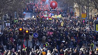 ظاهرة ضد خطط تعديل سن التقاعد في فرنسا، 7 فبراير 2023- باريس