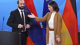 Annalena Baerbock mit ihrem armenischen Amtskollegen Ararat Mirzoyan am 7. Februar in Berlin
