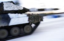 Tanque Leopard 2 em treinos militares da NATO, na Estónia