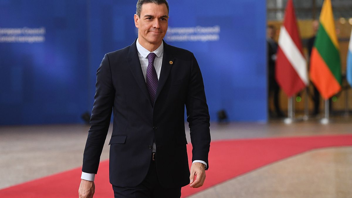 Pedro Sánchez a su llegada a la cumbre europea.